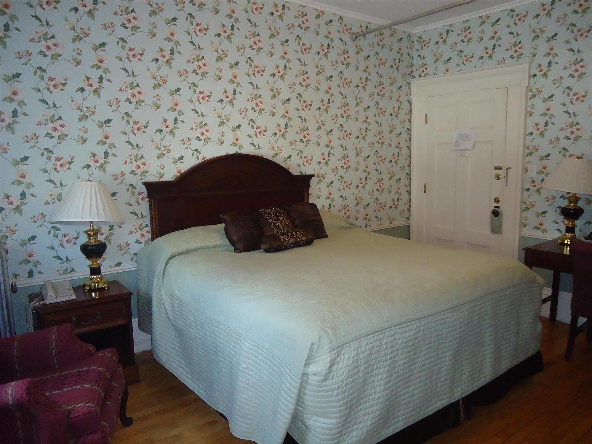 Thayers Inn Литлтон Экстерьер фото