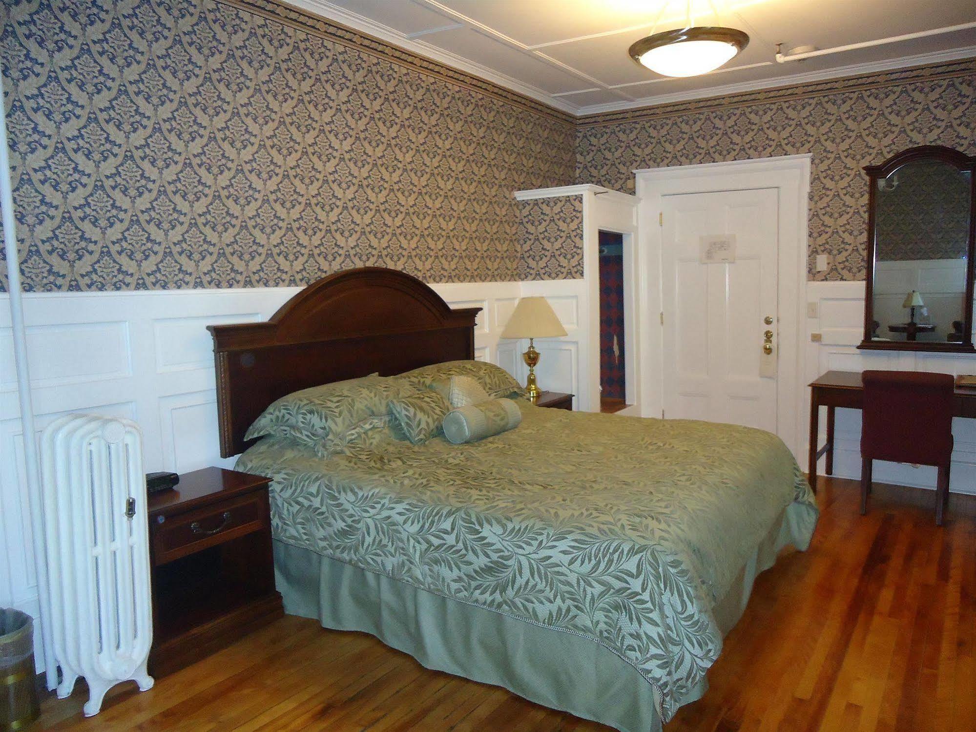 Thayers Inn Литлтон Экстерьер фото