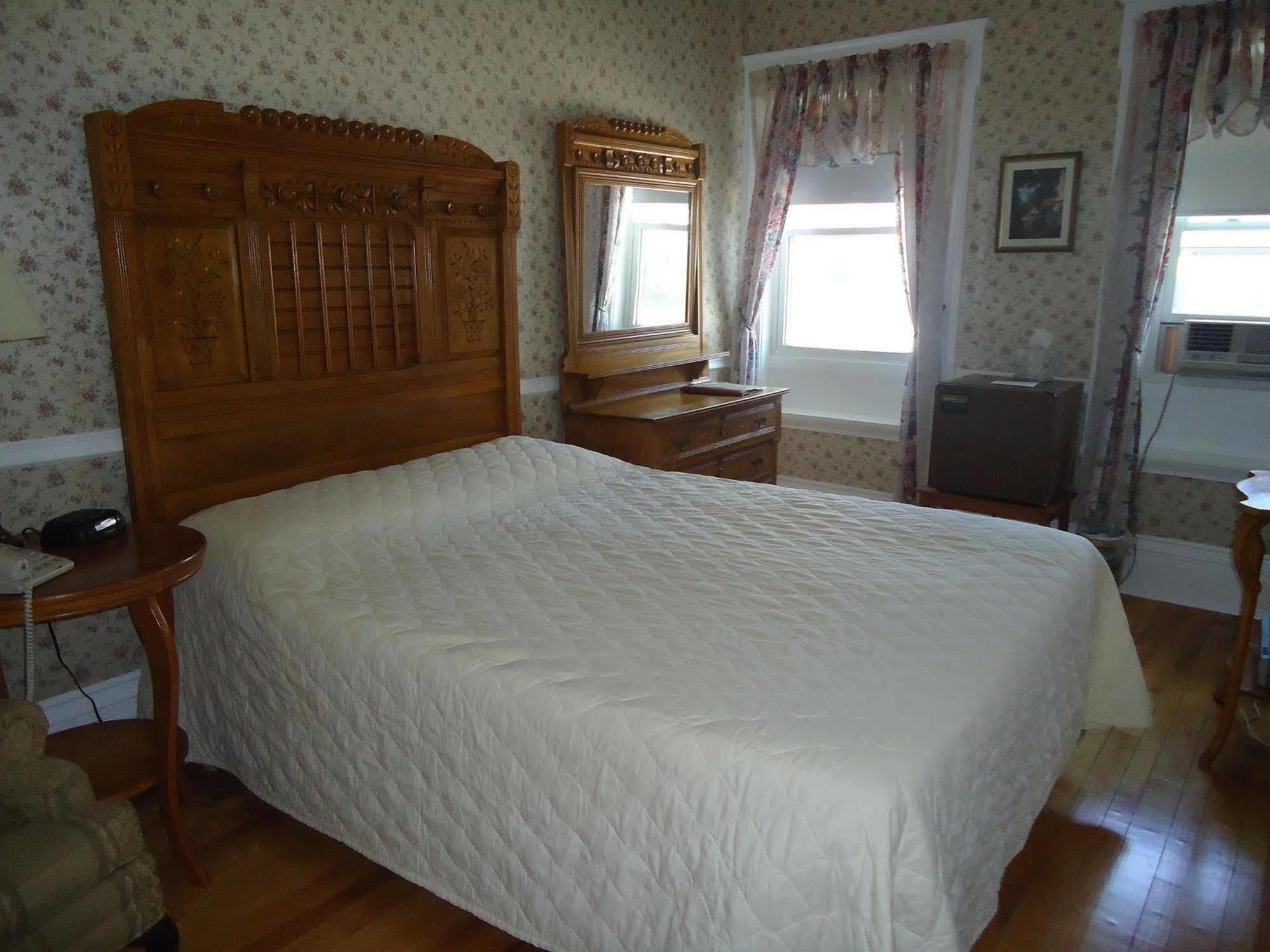 Thayers Inn Литлтон Экстерьер фото