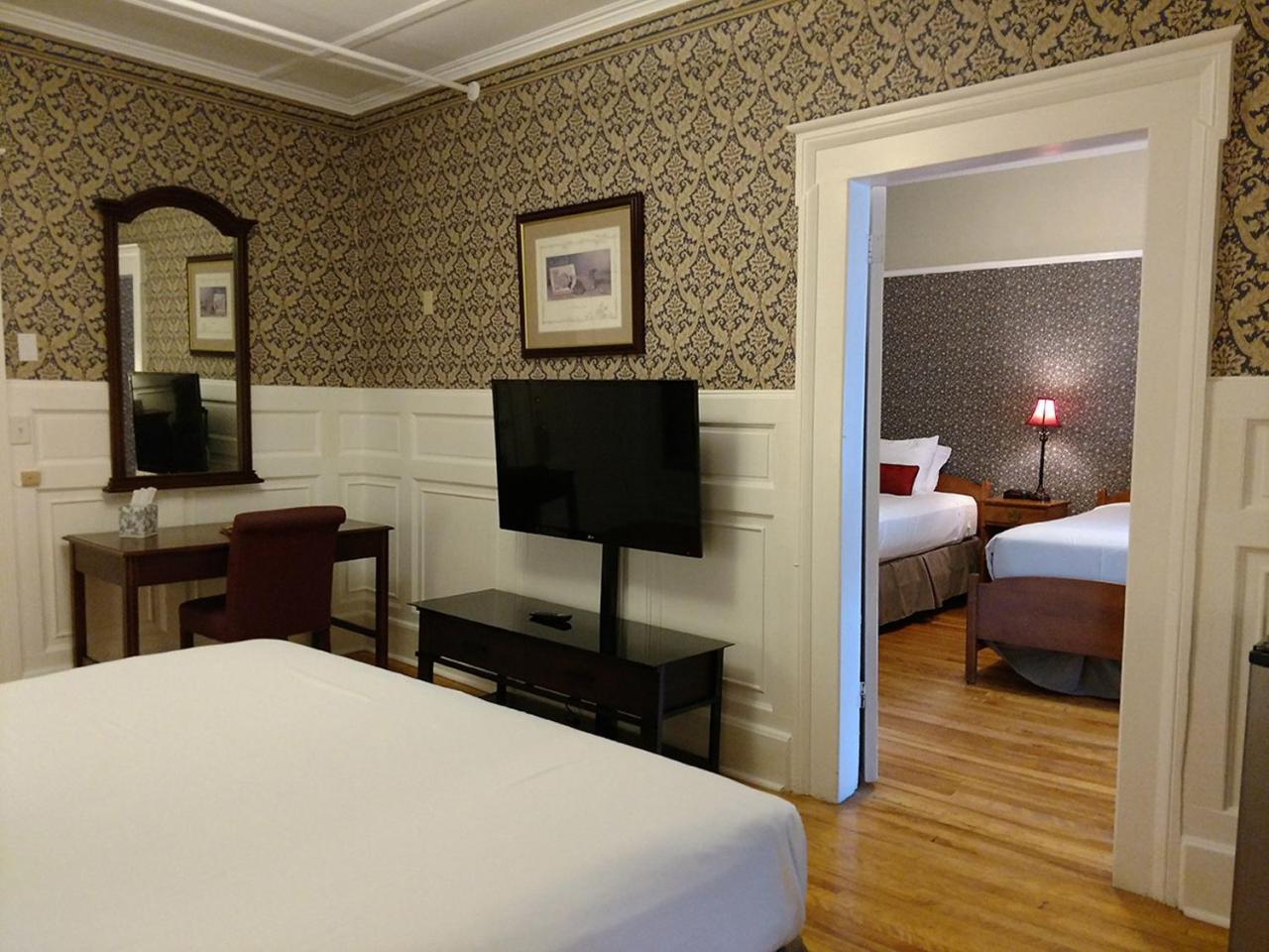 Thayers Inn Литлтон Экстерьер фото