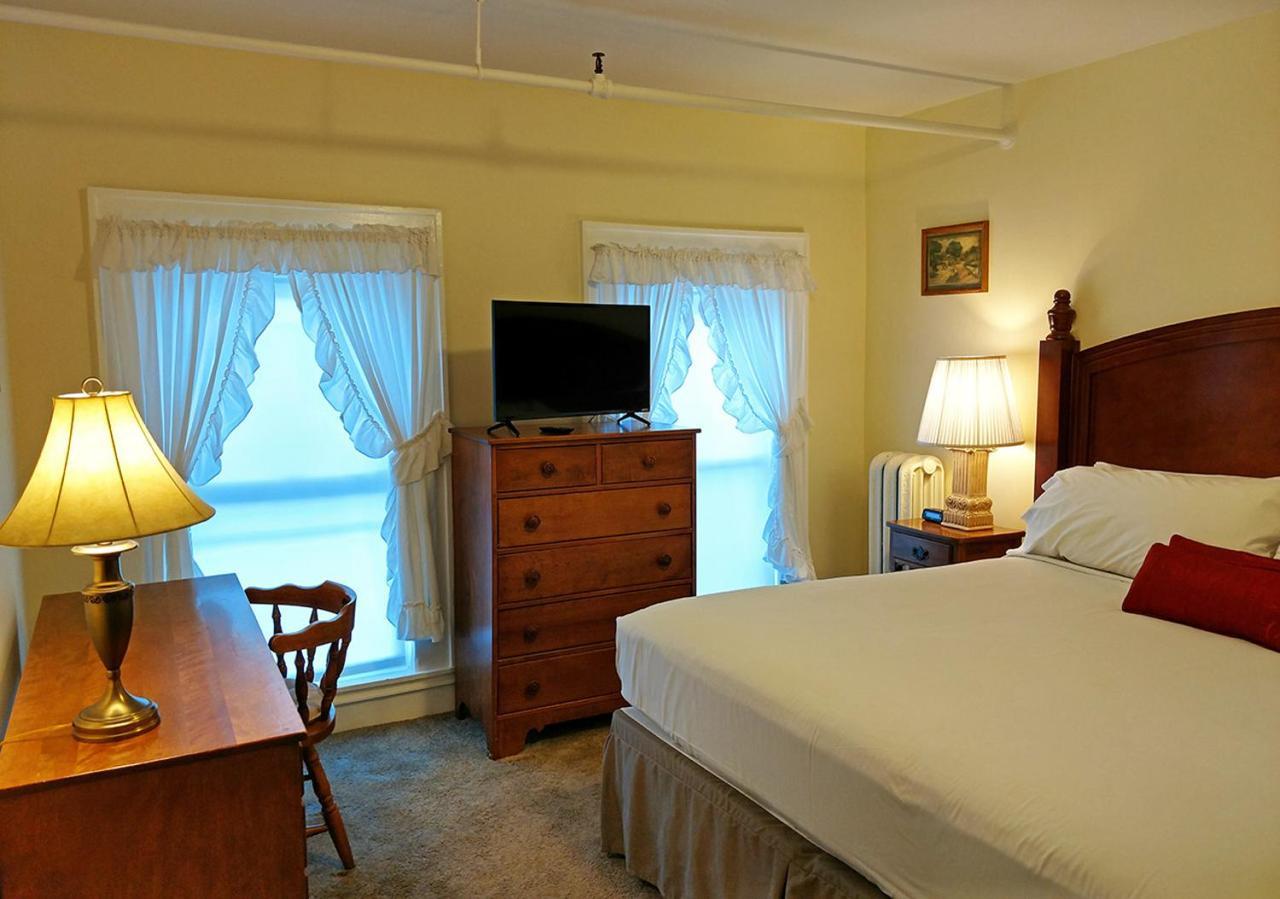 Thayers Inn Литлтон Экстерьер фото